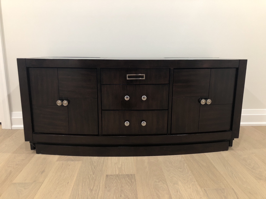 Storage table