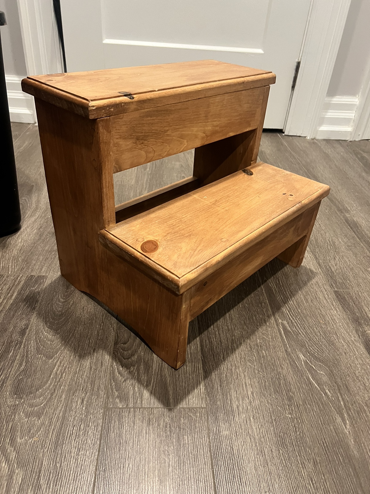 ⚽️ Custom hand made step stool