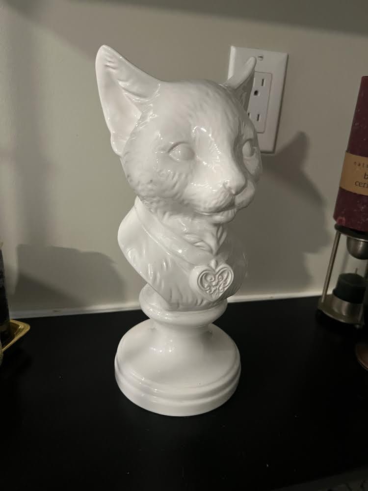 White Cat Head Statue Sculpture- Decoration piece