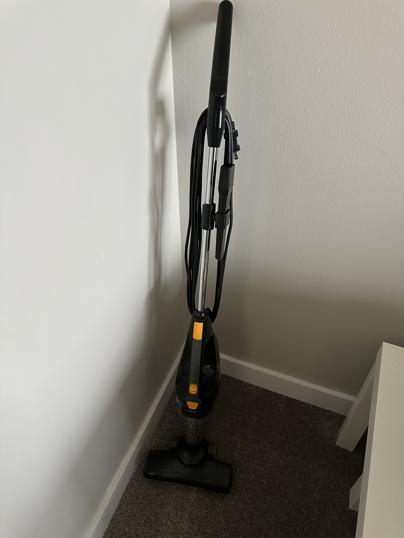 Small Vacuum - photo 2
