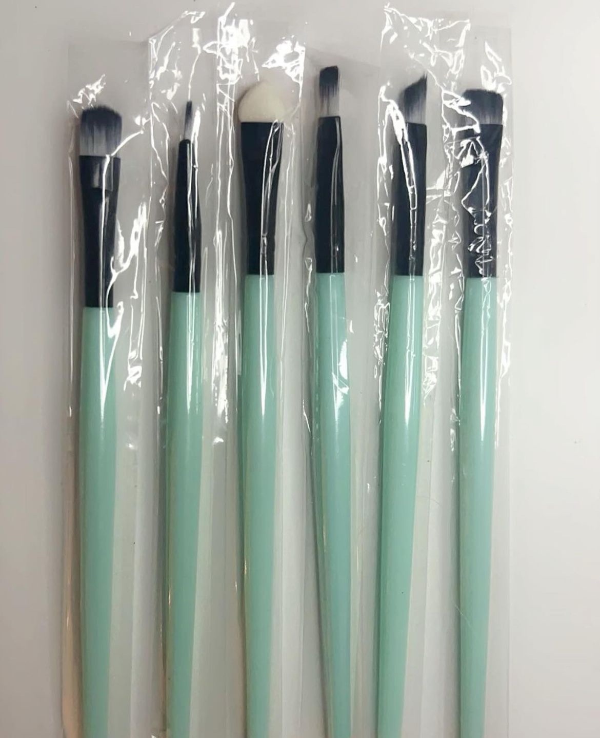 makeup brush