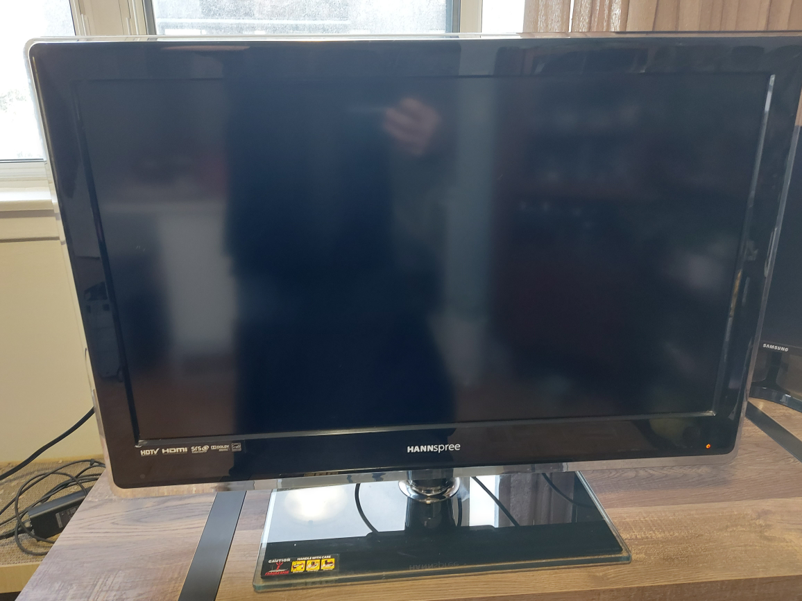 Used LED LCD TV, 32" image indicator(2)