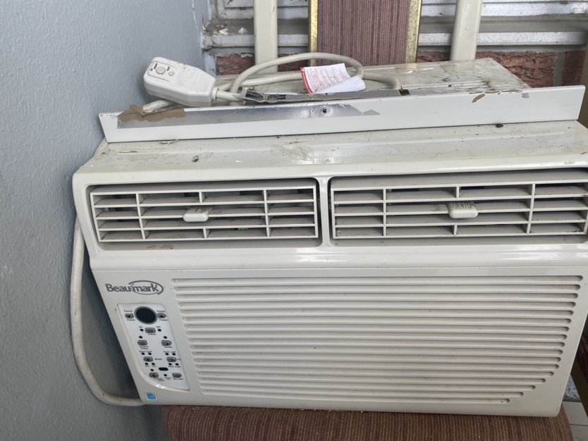 Window AC Units - photo 3