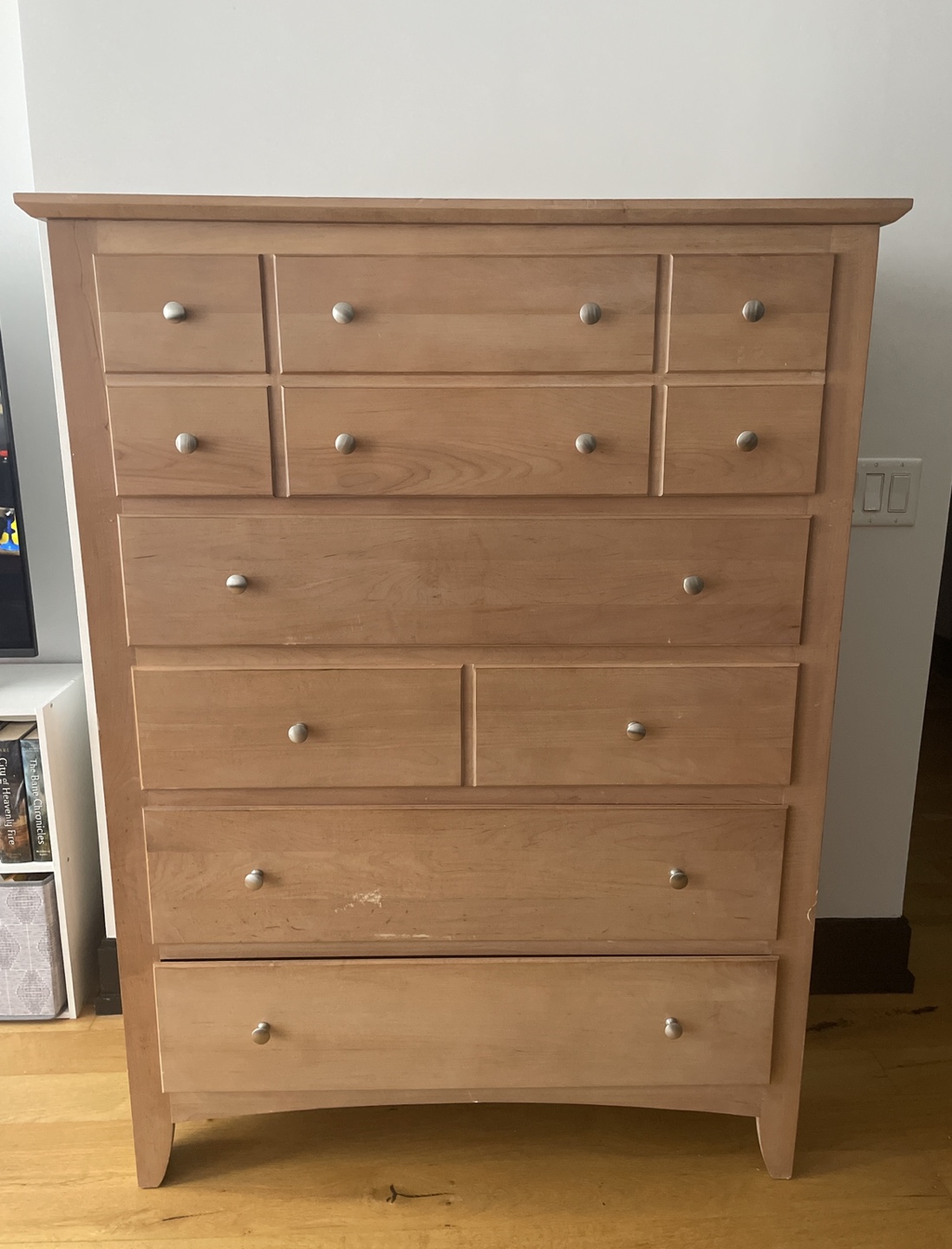 Dresser