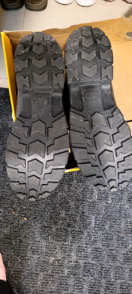 steel toe workboots - photo 2