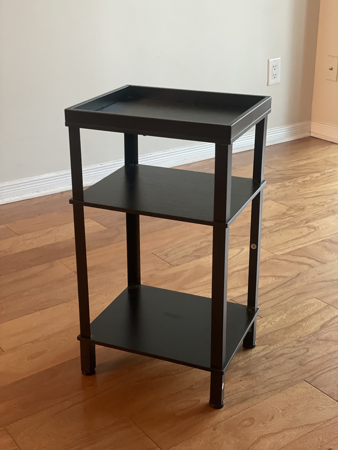 Mini shelf
