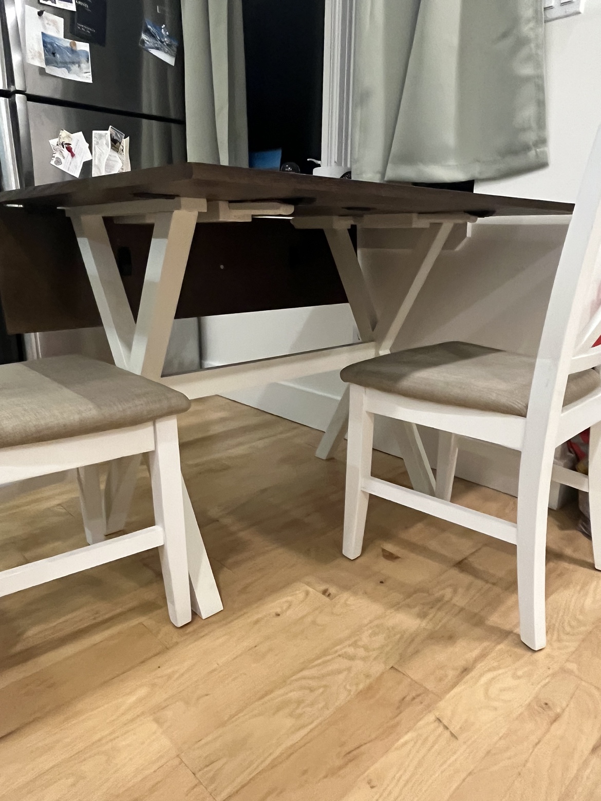 Dining table - photo 2