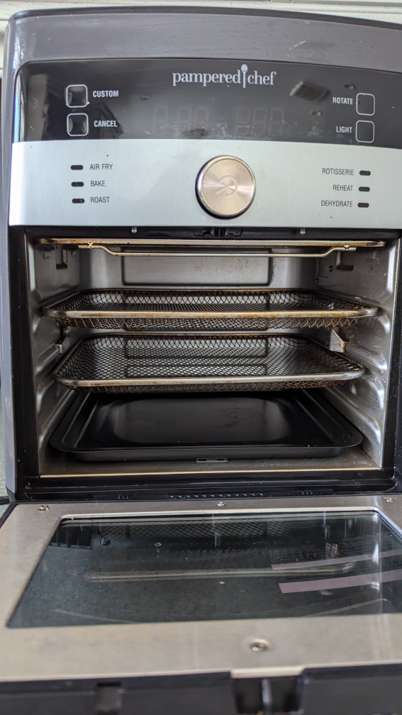 Pampered Chef Air Fryer - photo 2