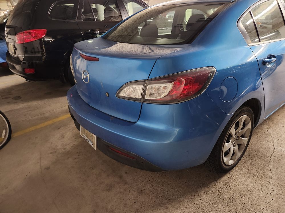 2010 mazda 3 - photo 3