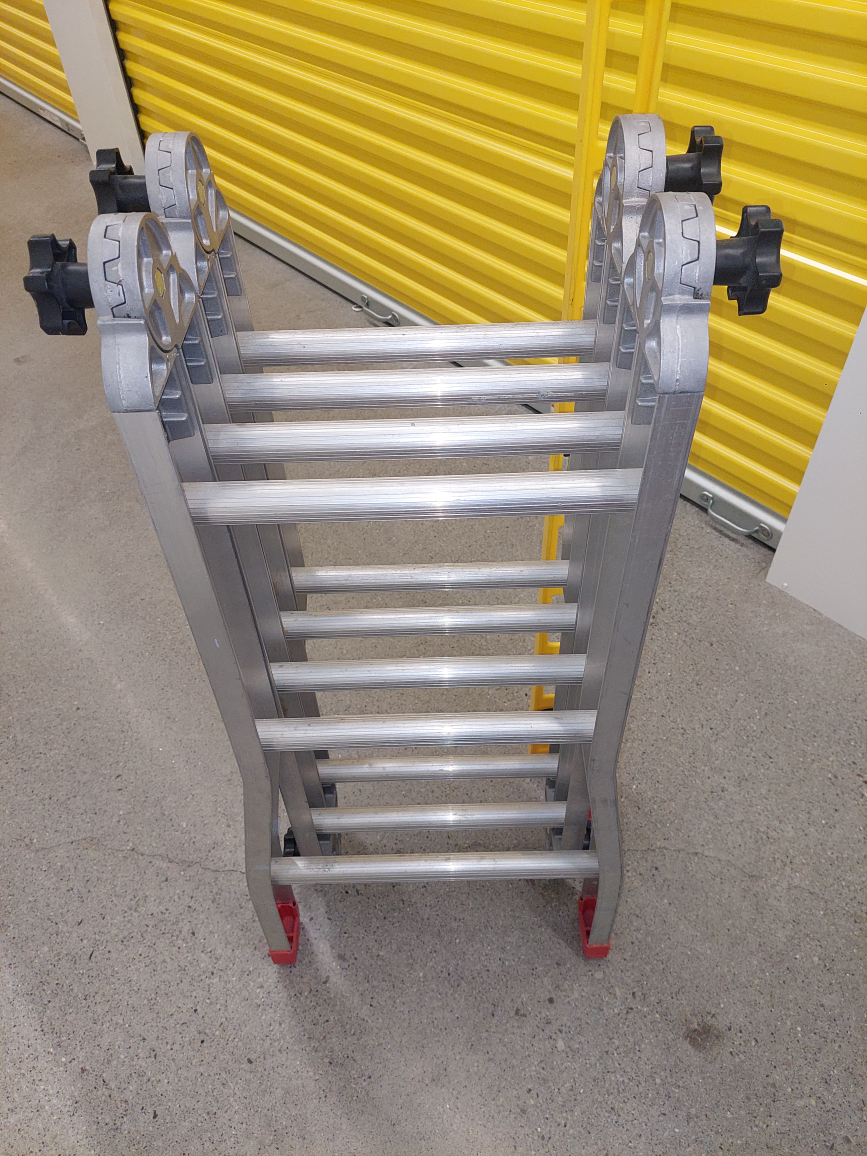 Featherlite Heavy Duty Ladder thumbnail