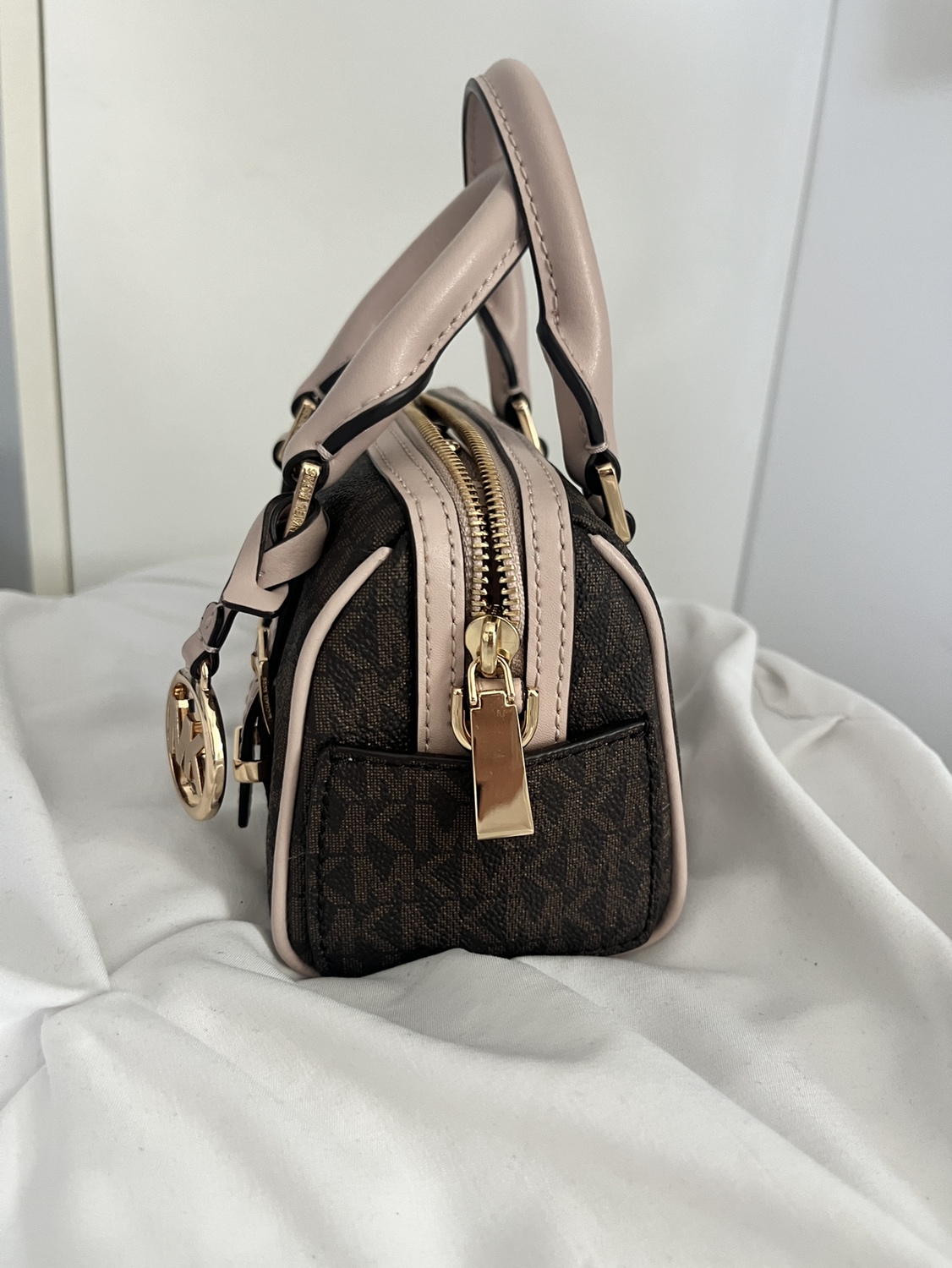Michael Kors Mini Bedford Duffle Crossbody *NEVER USED* - photo 2