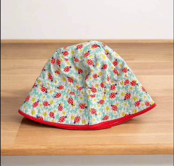 Handmade Reversible Bucket Sun Hat Baby Toddler Ladybug S/M image indicator(3)