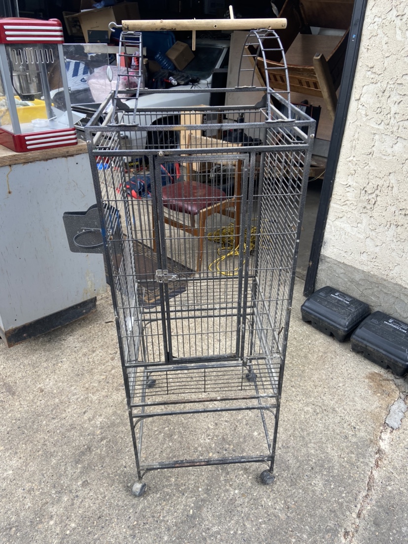 large Bird Cage with wheels and top perch - photo 2