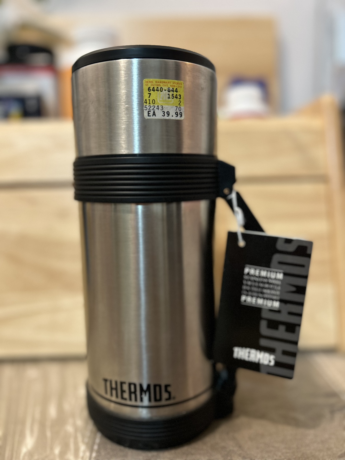Thermos brand new .75 litre /26.4 FL.oz capacity image indicator(2)