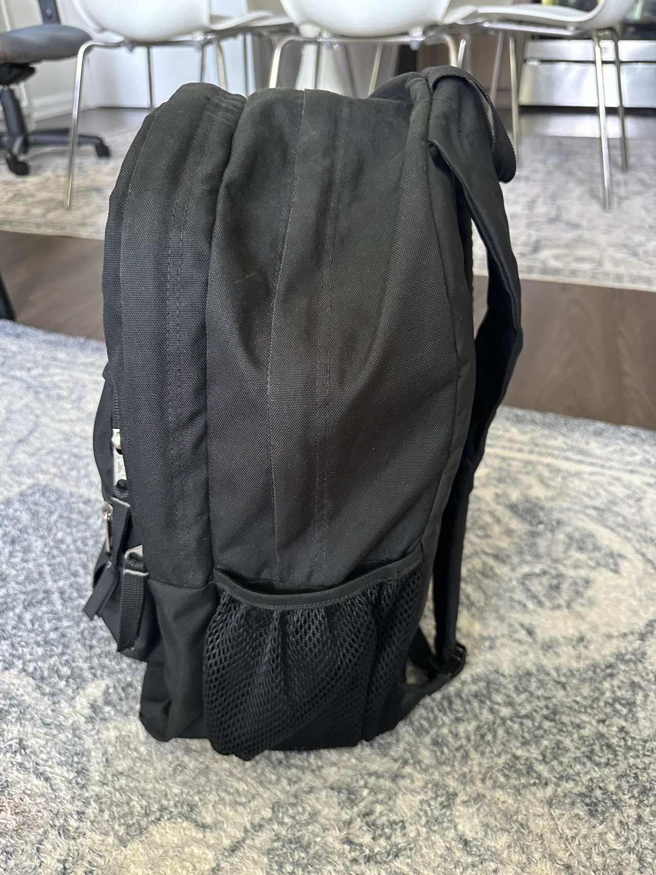Jansport Black Backpack image indicator(4)