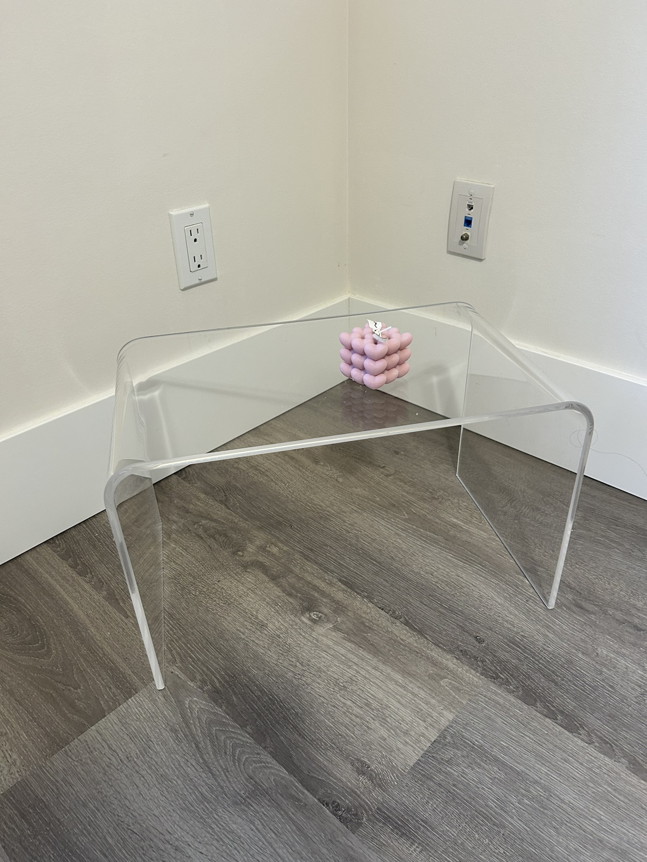 Acrylic Coffee Table, C-Shaped Clear Acrylic End Table - photo 3