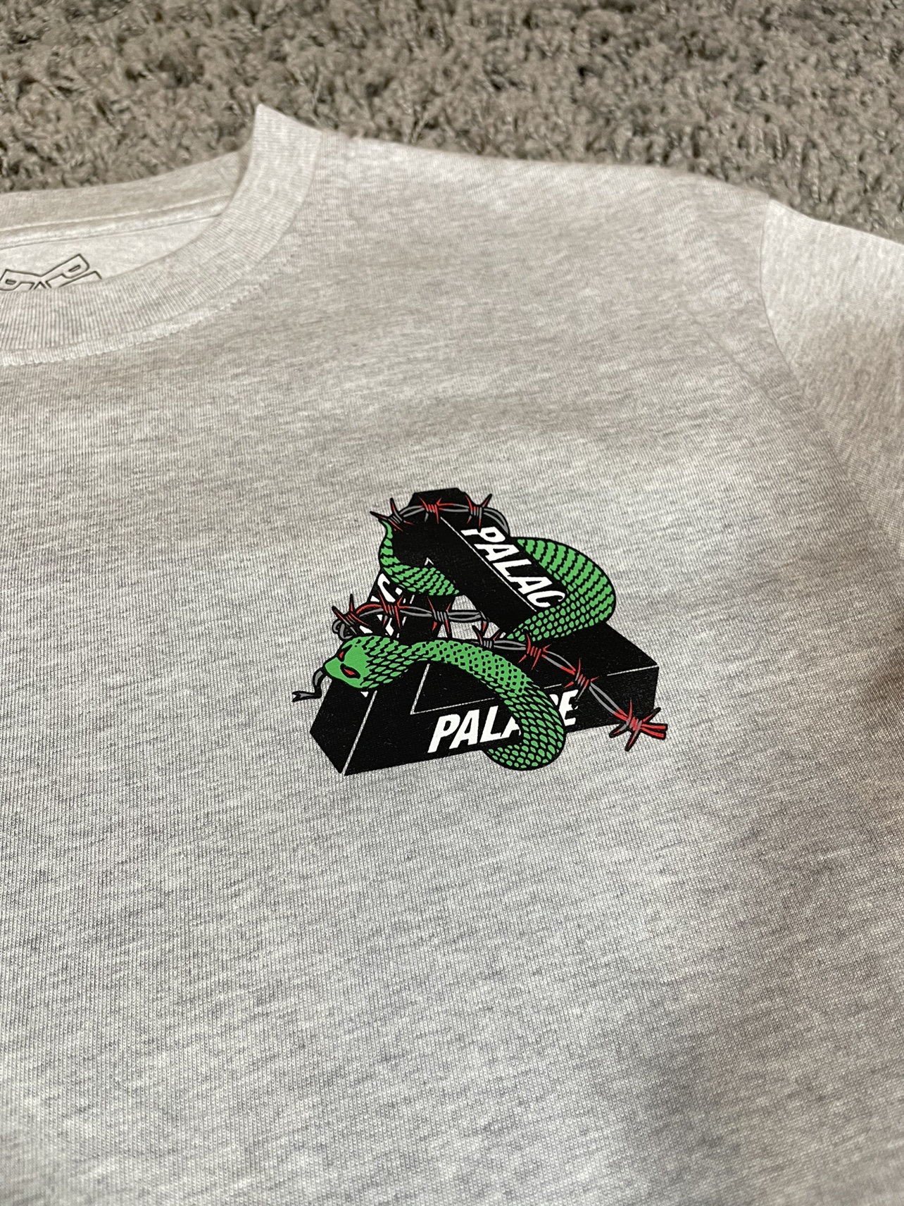 2020SS Palace Hesh Mit Fresh T-Shirt Tee Grey Marl Snake image indicator(4)