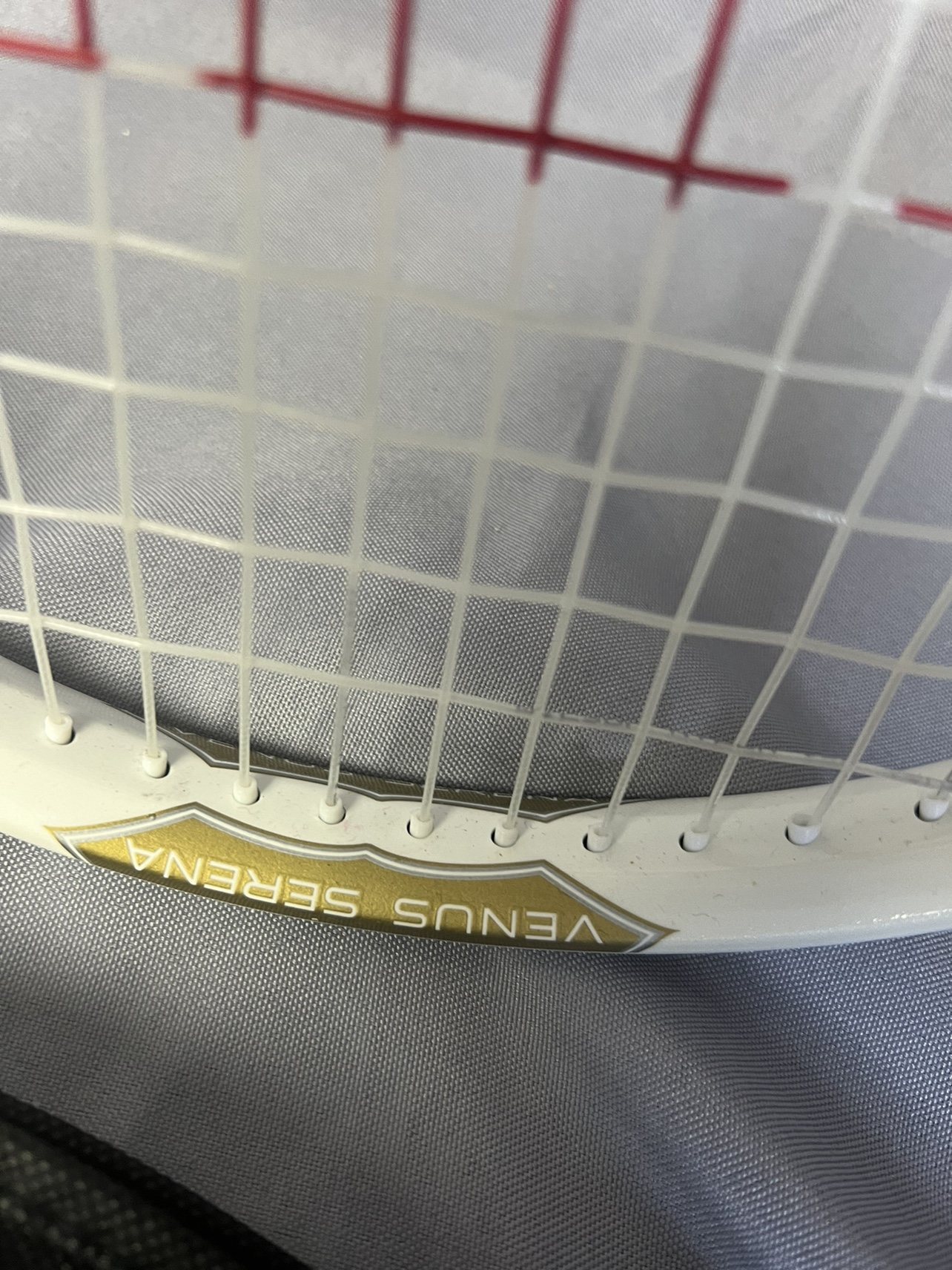 Wilson Tennis Racket Serena Venus . Power Strings & Cover - photo 3