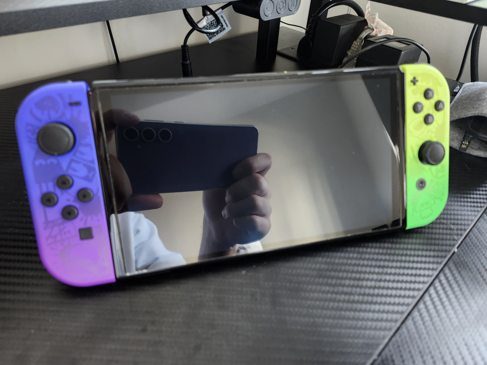 Nintendo Switch OLED Splatoon Special Edition - photo 2