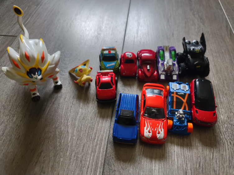 Lego, magnetic blocks, and toys image indicator(4)