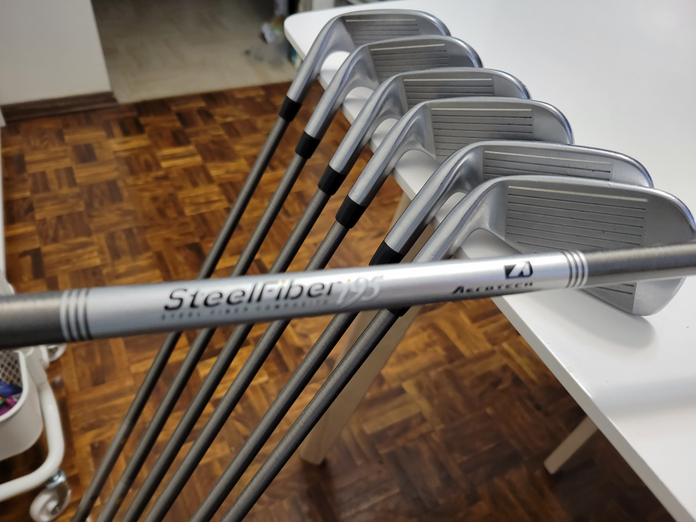 PXG 0211 ST BLADE IRONSET.