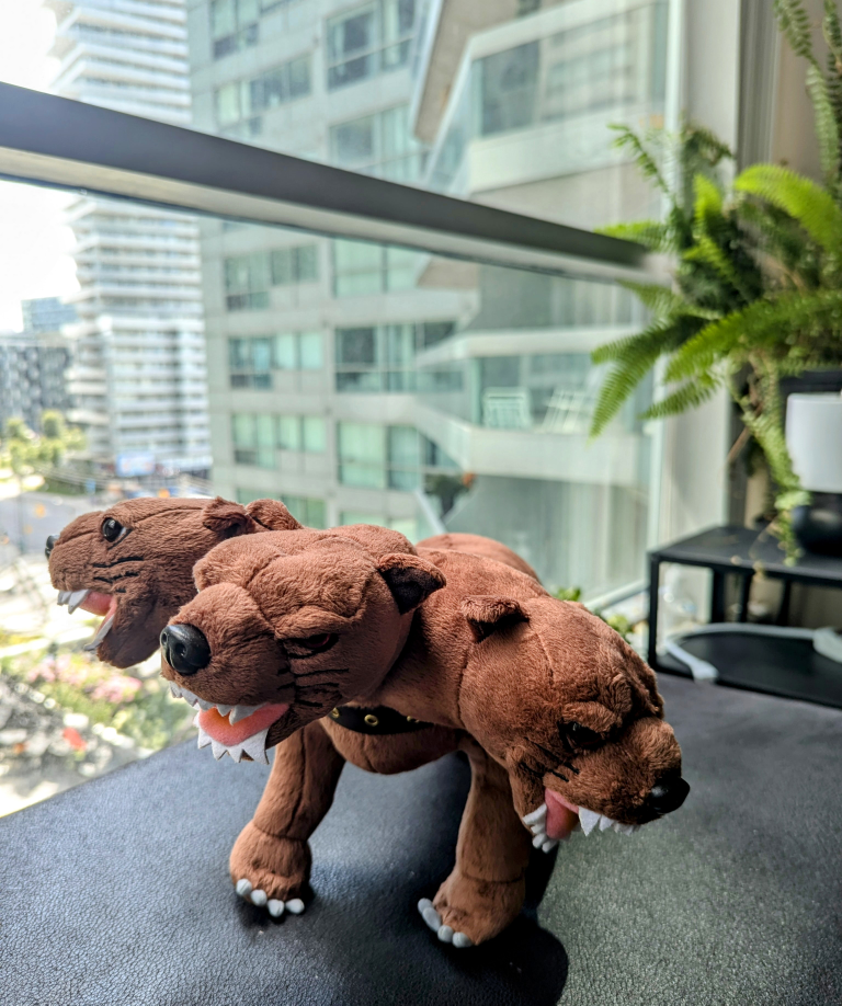 Exclusive Harry Potter merchandise - 3 Headed Dog Fluffy thumbnail