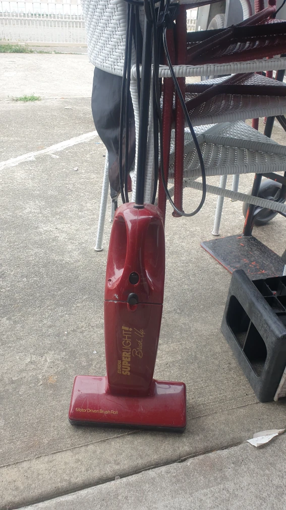 vacuum cleaner thumbnail