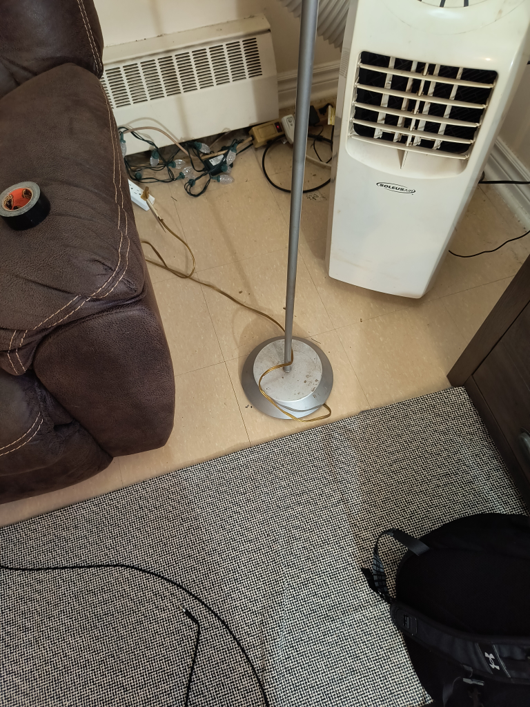 floor lamp - photo 3