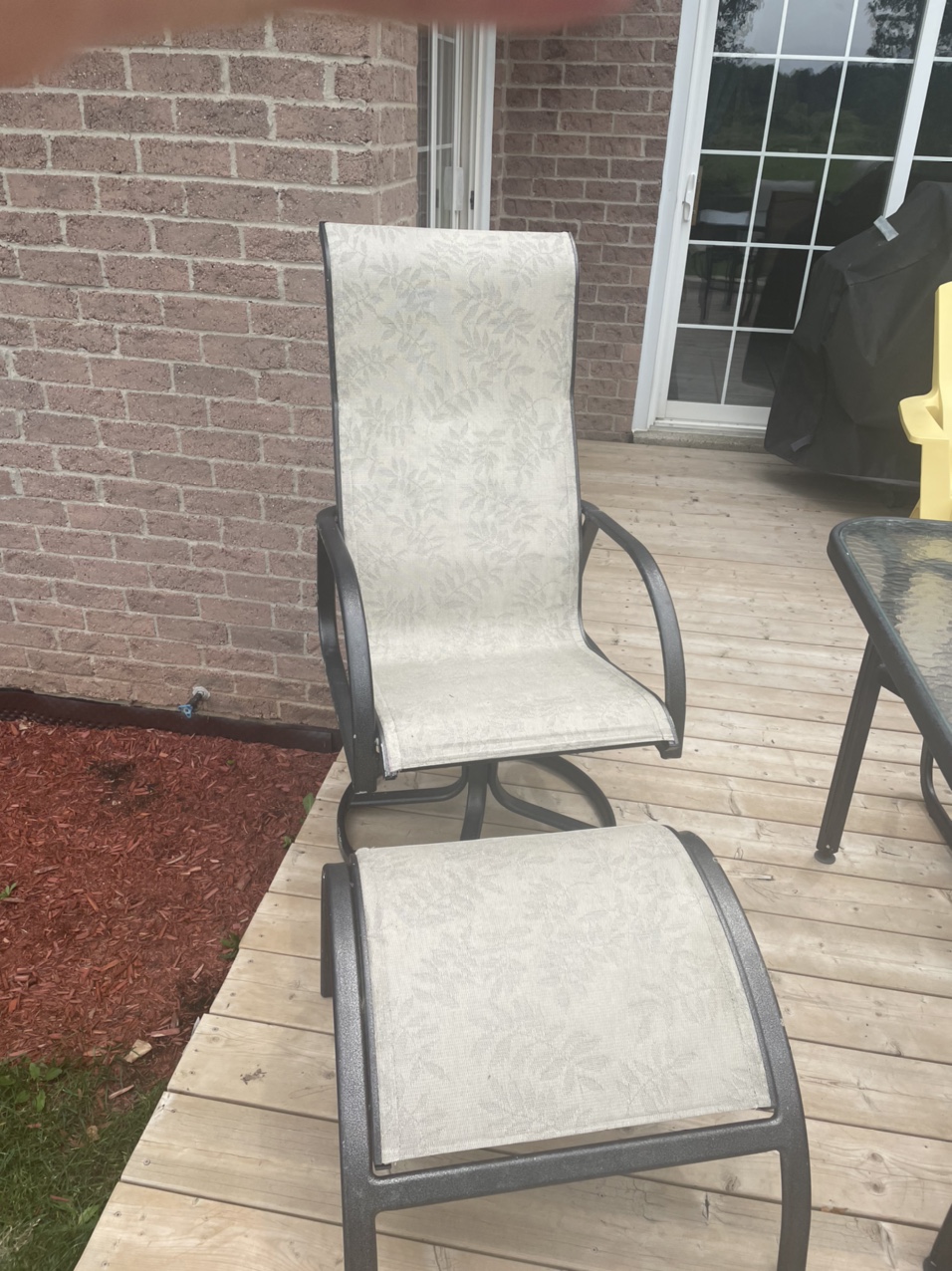Patio set - photo 3