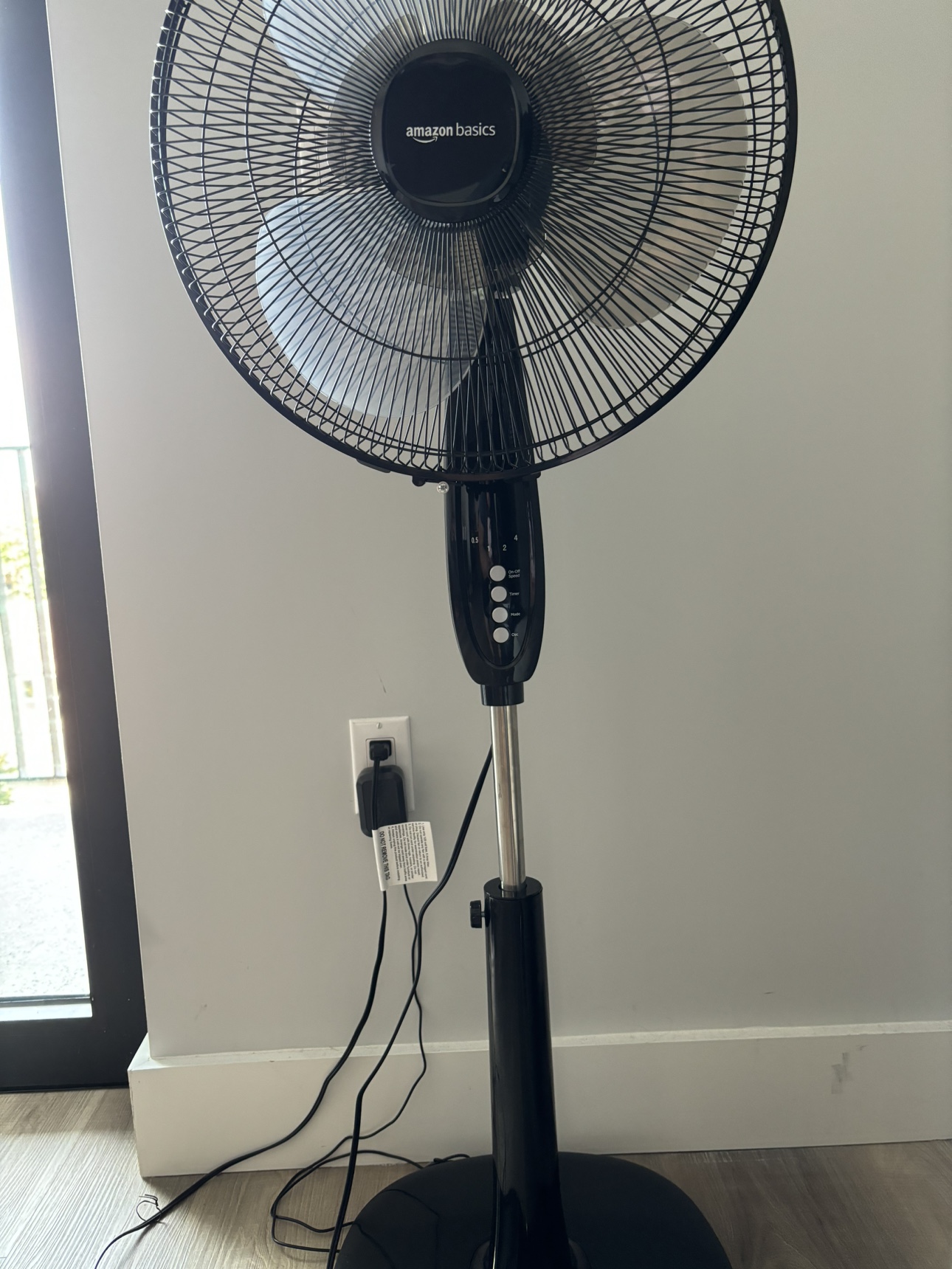 Amazon basics oscillating dual blade fan