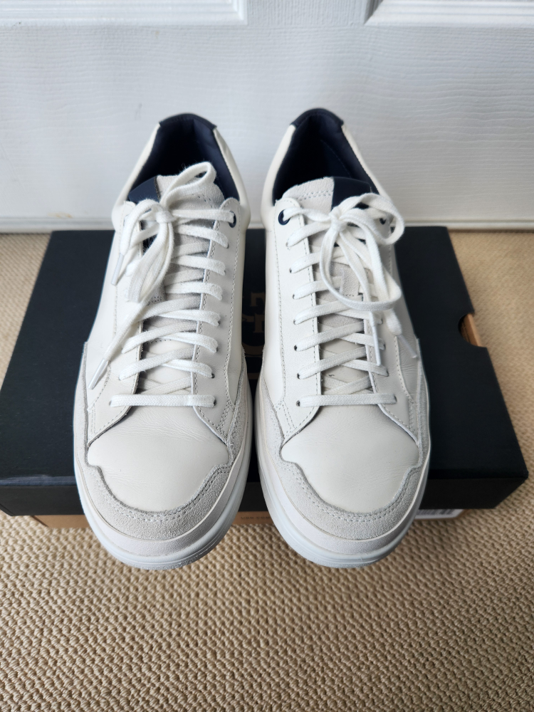 UGG South Bay Sneakers White US Size 9 thumbnail