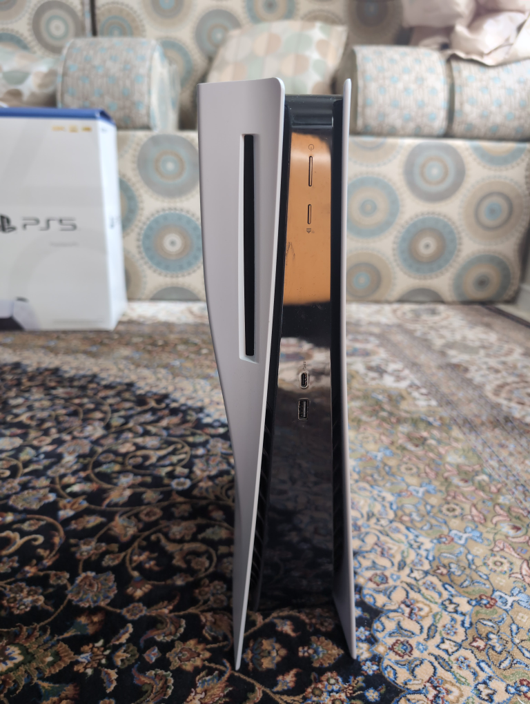 LIKE NEW PS5 DISC VERSION - photo 3