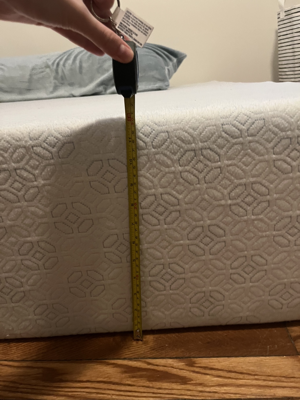 zinus double foam mattress (12 inch) - photo 3