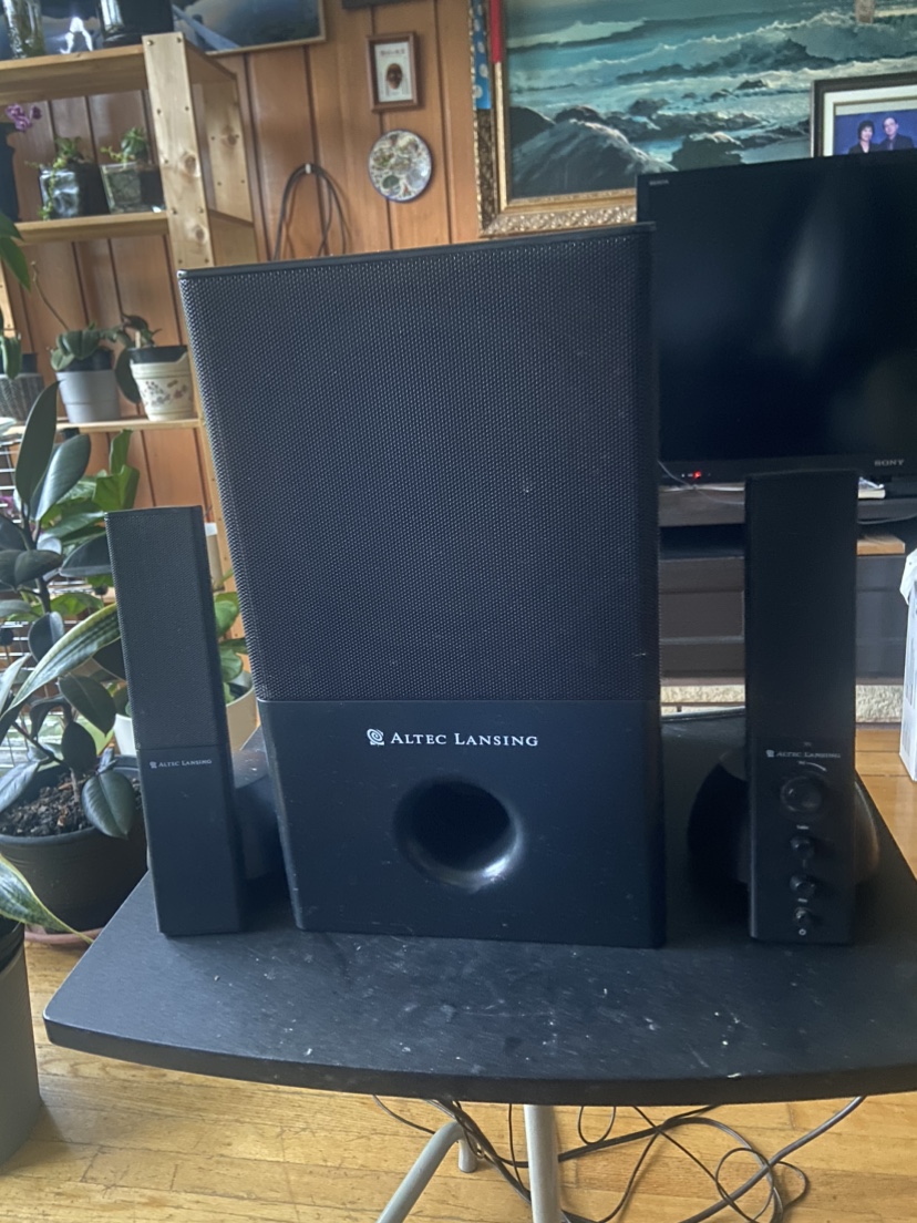 Altec Lansing speaker