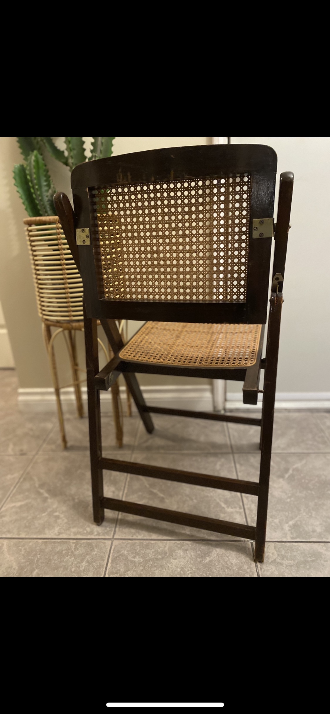 WOODEN FOLDING RATTAN CHAIR - photo 4