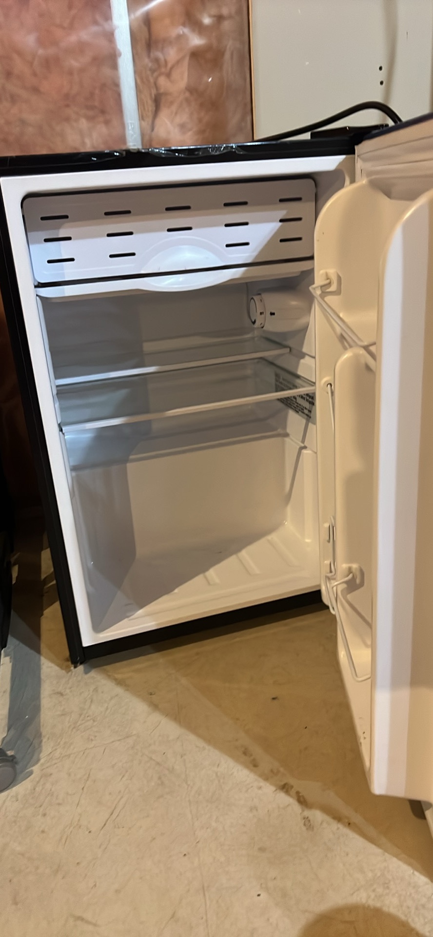 Mini fridge - photo 2