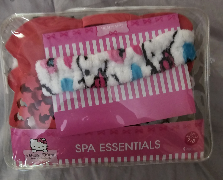 Hello Kitty Spa Essentials for little girl - photo 3