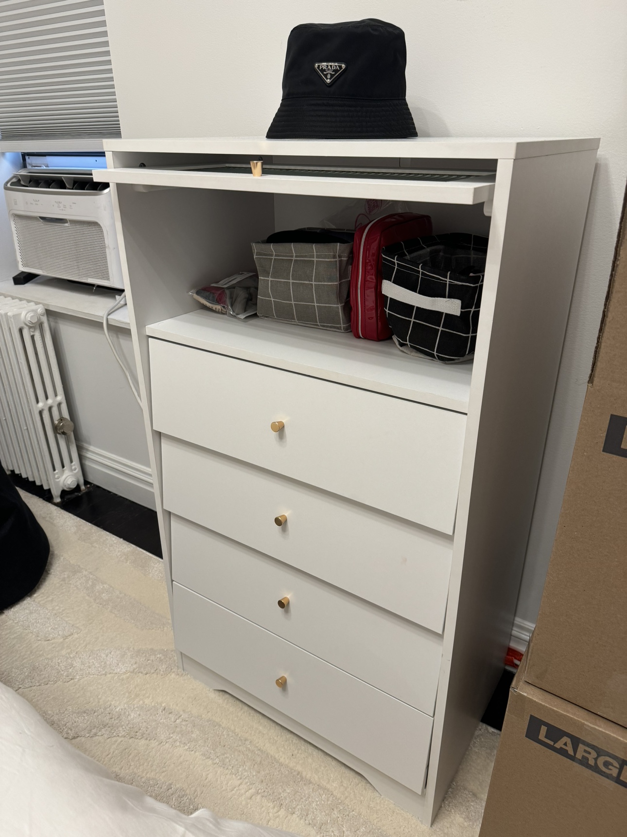 modern dresser basically new - photo 3