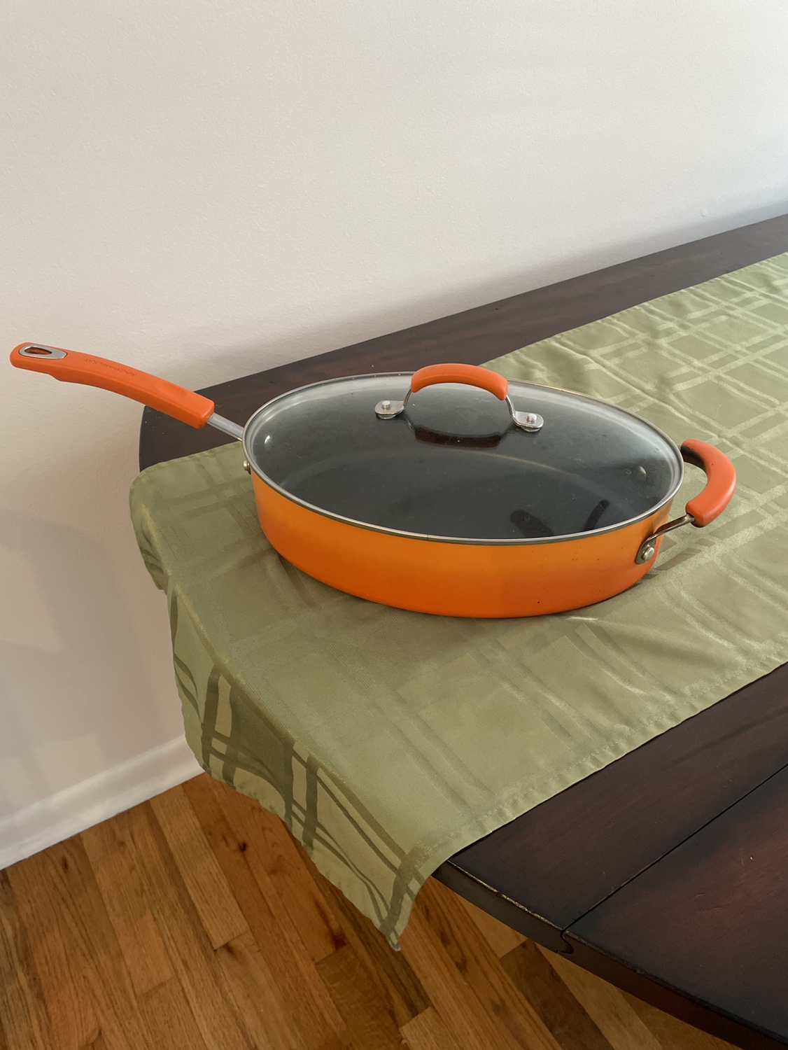 Rachael Ray porcelain cookware pot