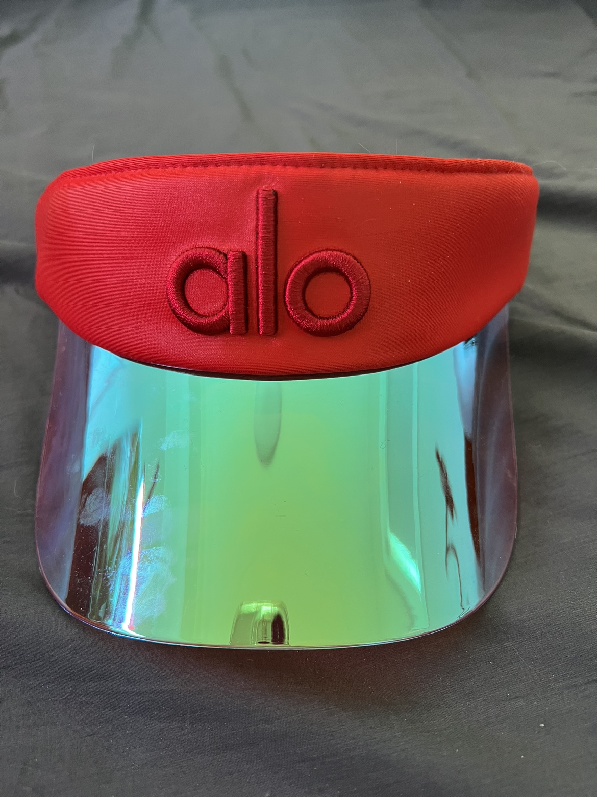 Alo Airlift Solar Visor Limited Edition Red