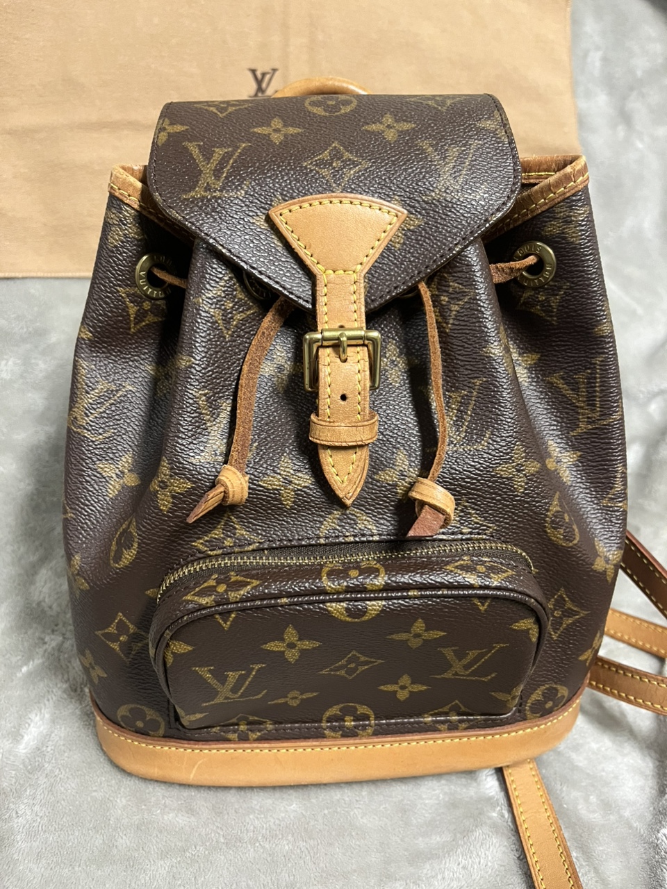 Authentic LV Montsoursi PM