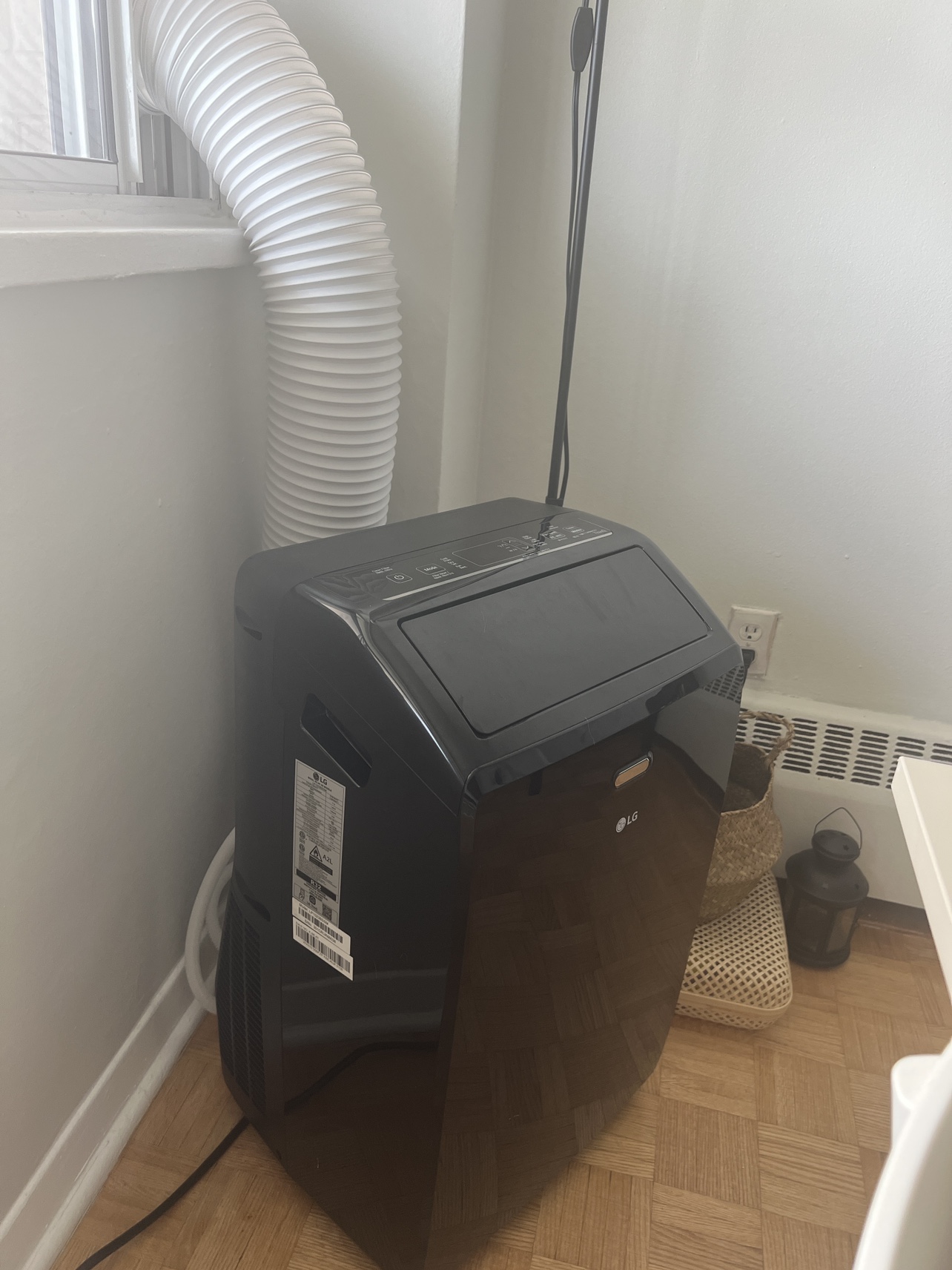Portable air conditioner