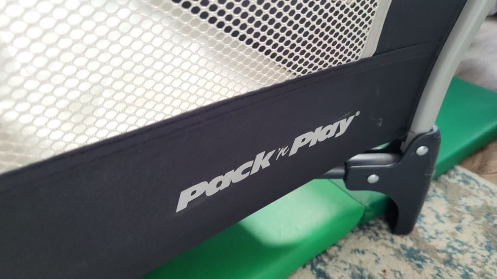 Graco Pack 'n Play Playard/crib/baby cod. Move sale! - photo 4