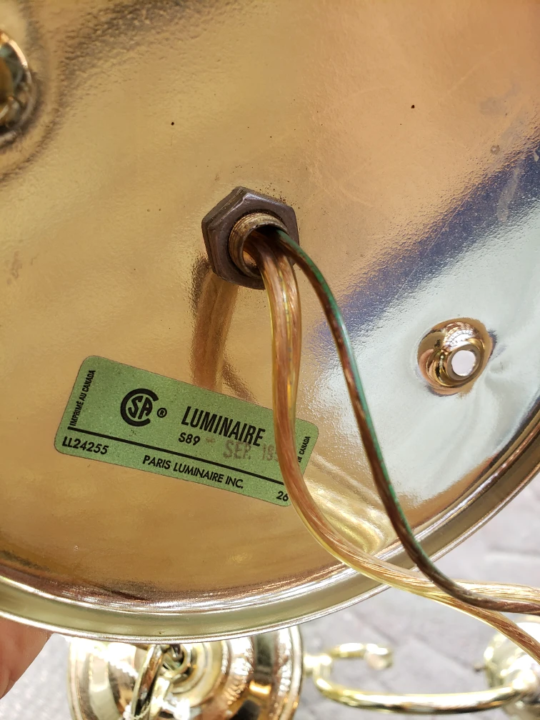 Golden Chandelier image indicator(2)