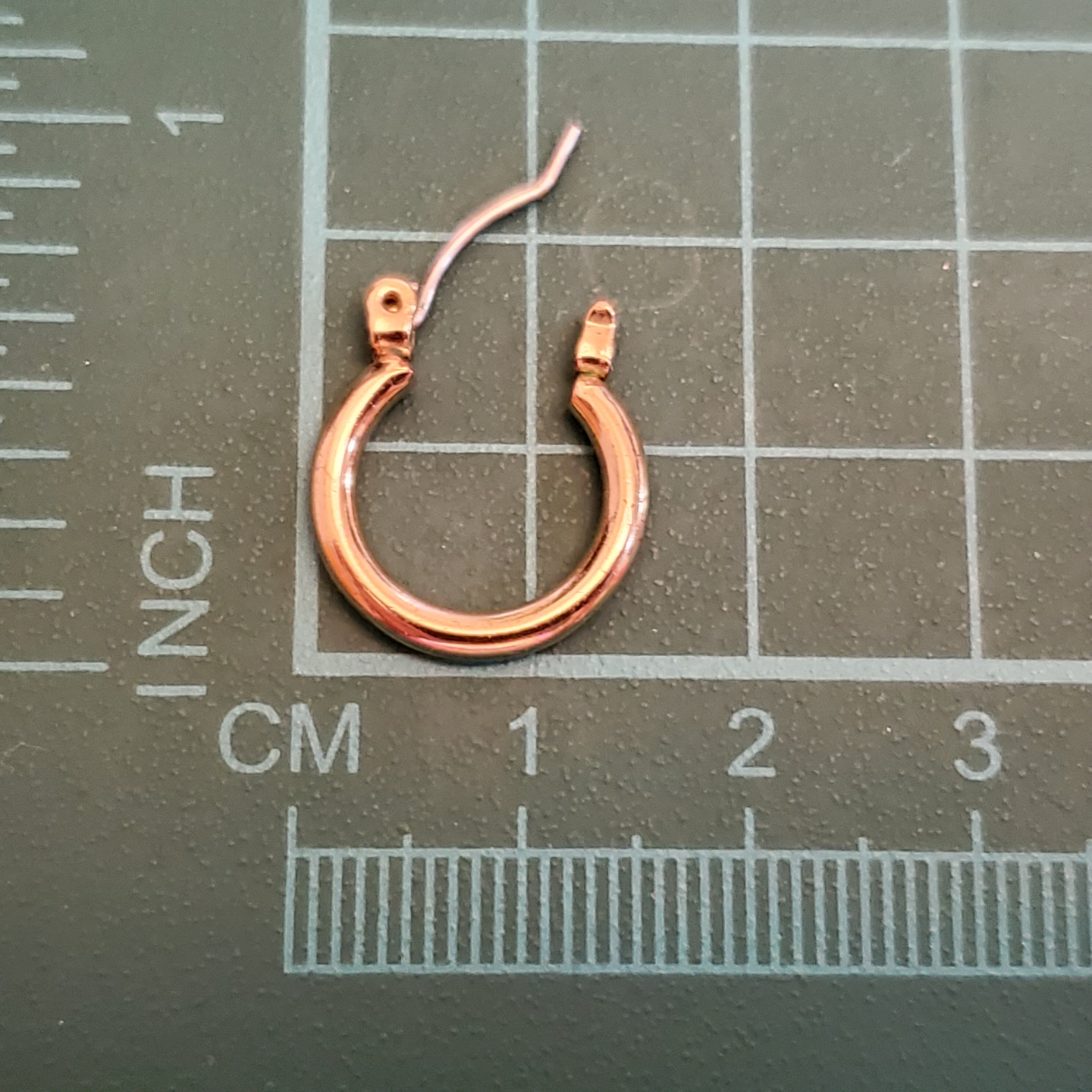 Vtg. Hamsa hoop earrings image indicator(5)