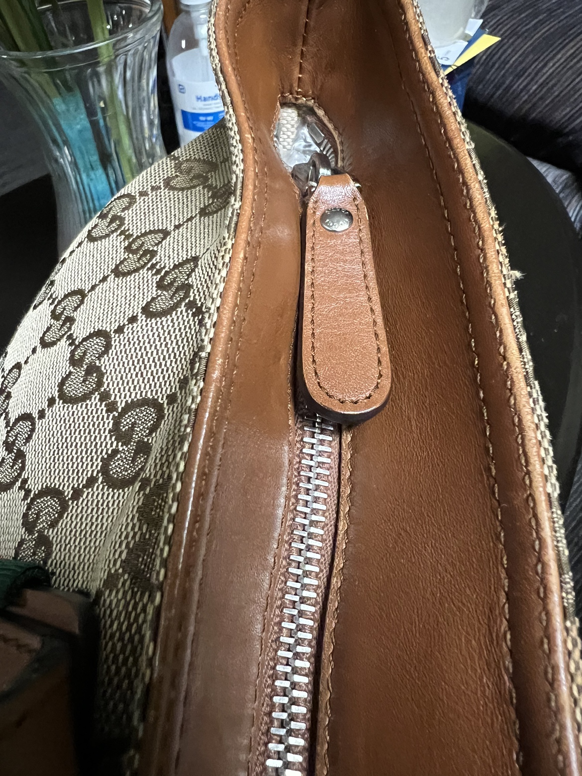 AUTHENTIC GUCCI TOTE - photo 3
