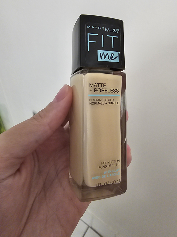 Maybelline Fit Me Foundation thumbnail