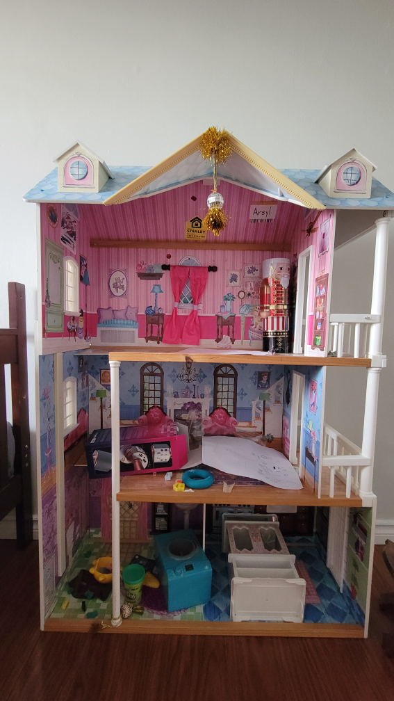 Doll house