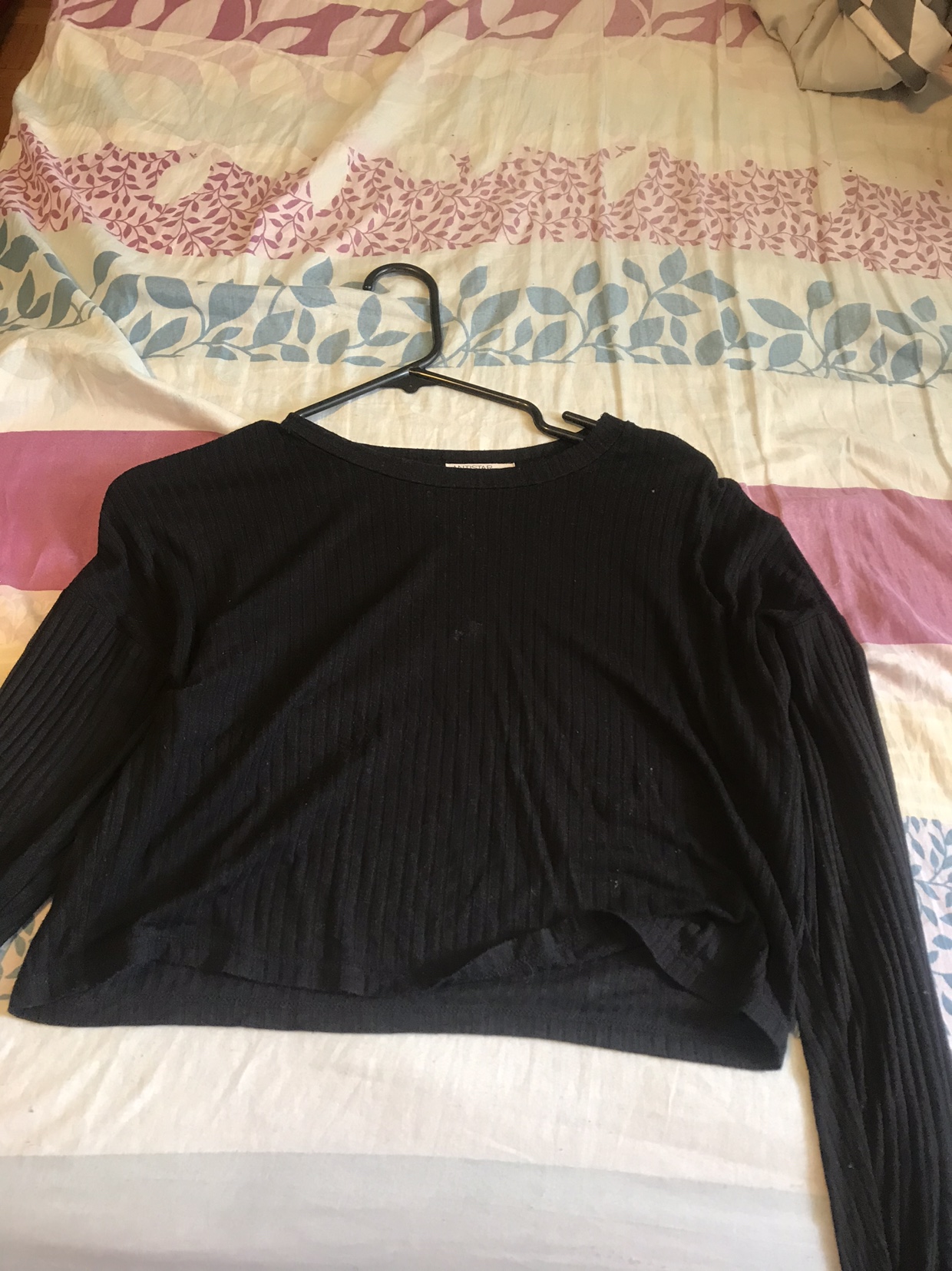 Black cropped top