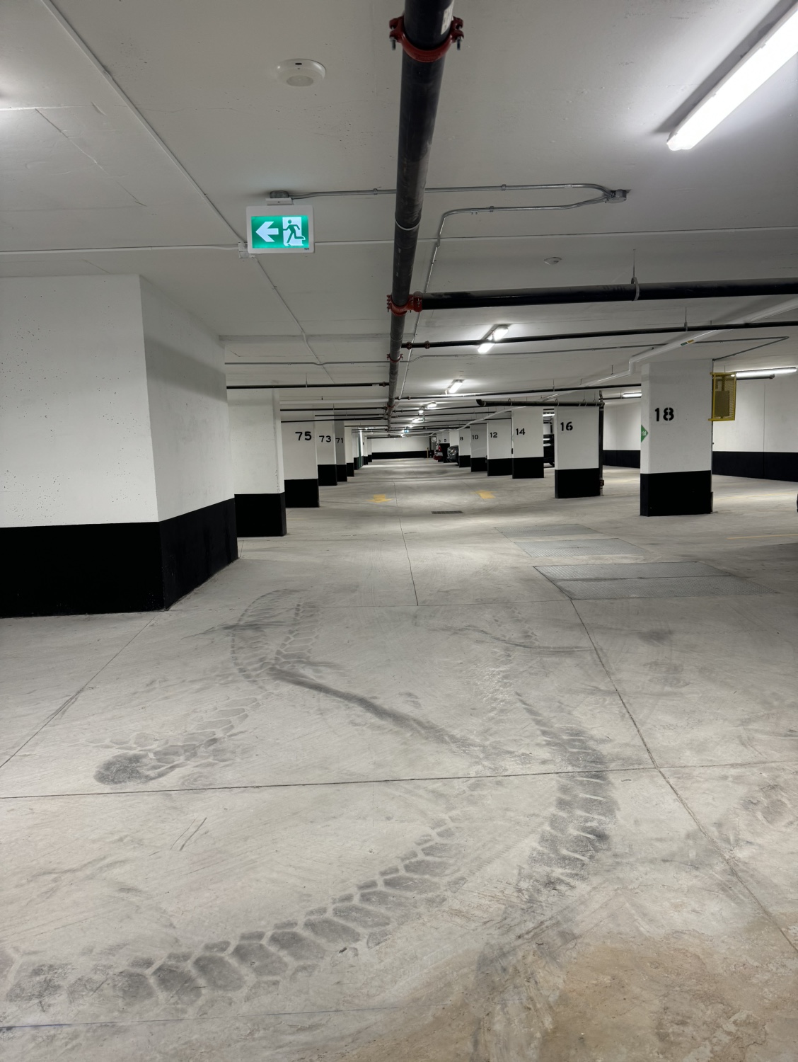 Parking-543 Richmond St W image indicator(3)